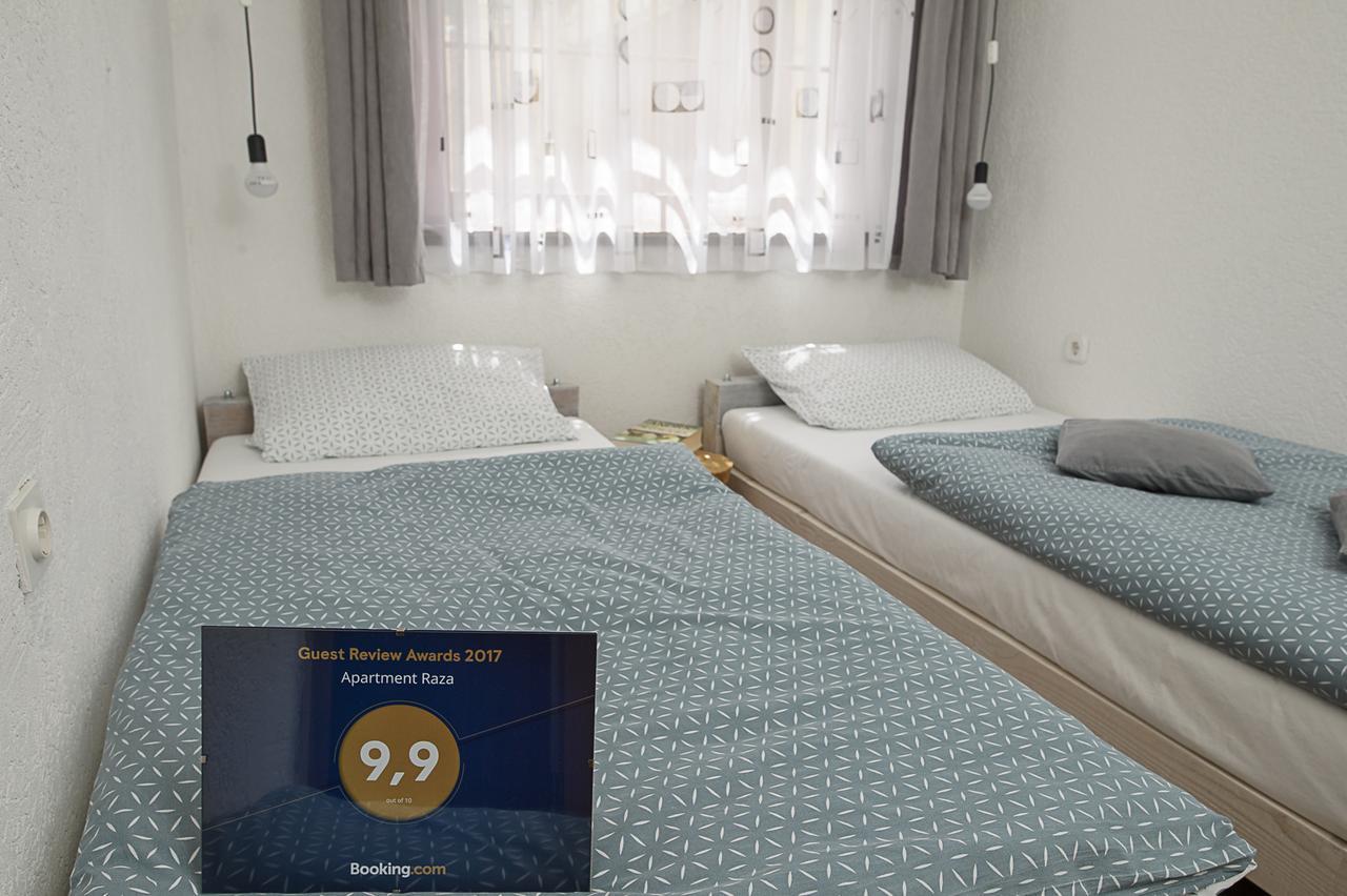Apartment Raza คอนยิค ภายนอก รูปภาพ